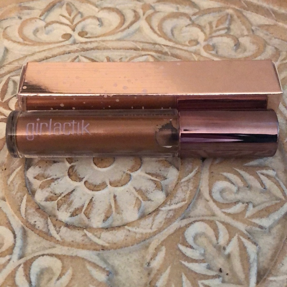 New in box girlactik Metallic Eye Sparkle
